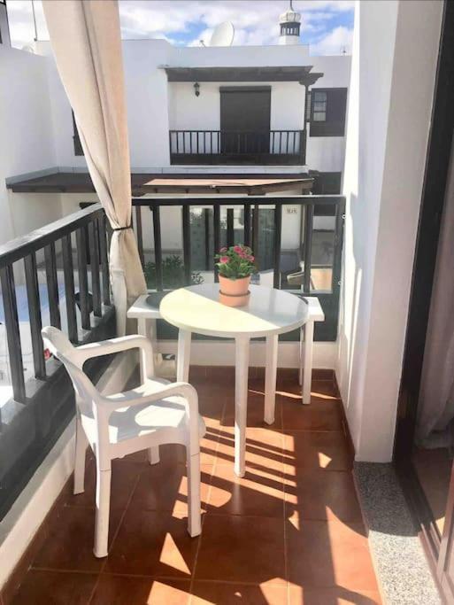 Duplex 3 Dormitorios Con Parking Privado Costa Teguise Esterno foto